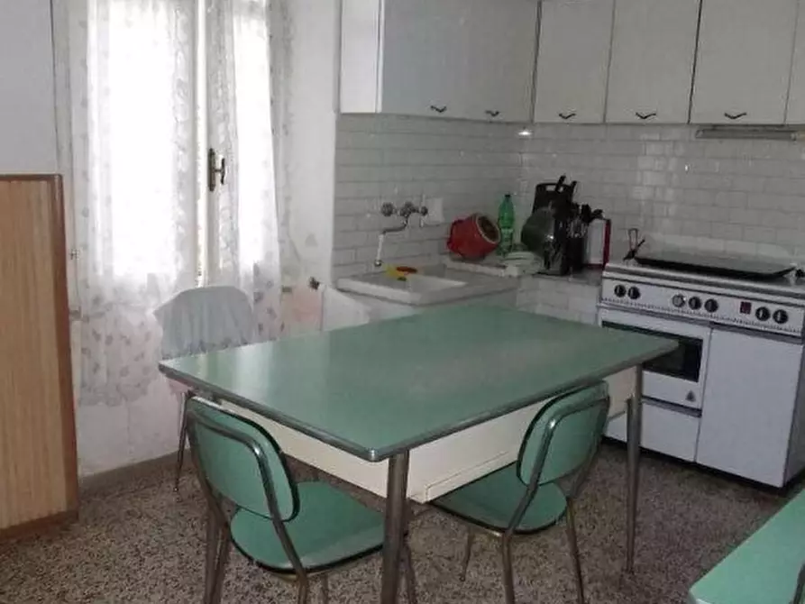 Immagine 4 di Porzione di casa in vendita  in Strada Canale 91 a Castellazzo Bormida