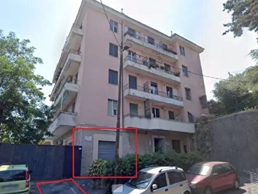 Immagine 1 di Bilocale in vendita  in Via Stefano Castagnola 12F a Genova