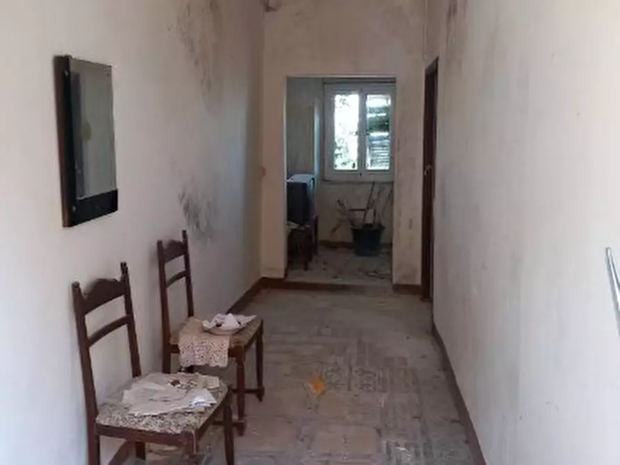 Immagine 2 di Terratetto in vendita  in Piazza della Chiesa 12 a Ortonovo