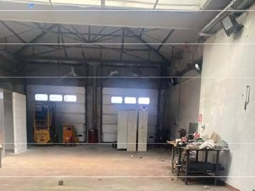 Immagine 3 di Attività artigianale in vendita  in Via Trieste 4 a Follo