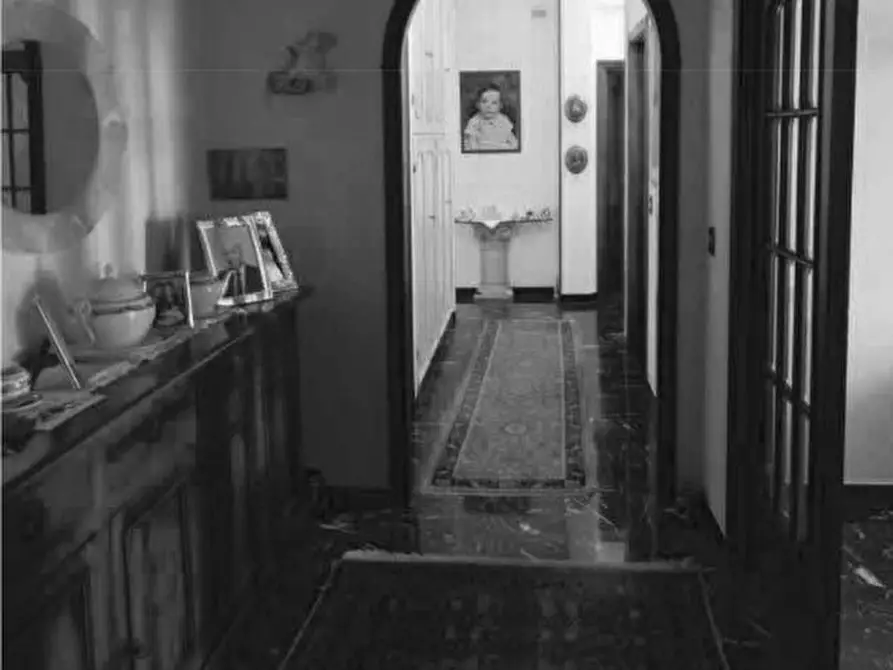 Immagine 3 di Pentalocale in vendita  in Via Negroponte 105 a Genova