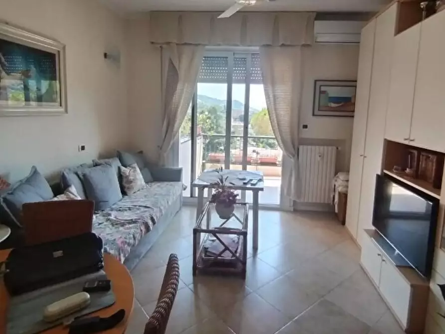 Immagine 4 di Bilocale in vendita  in Via dei Lauri 14 a Rapallo