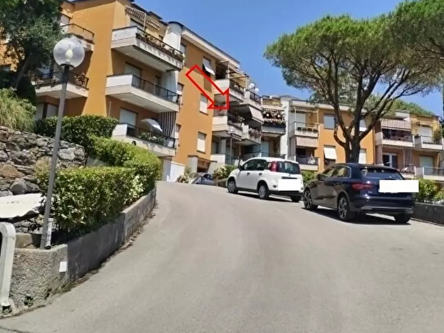 Immagine 1 di Bilocale in vendita  in Via dei Lauri 14 a Rapallo