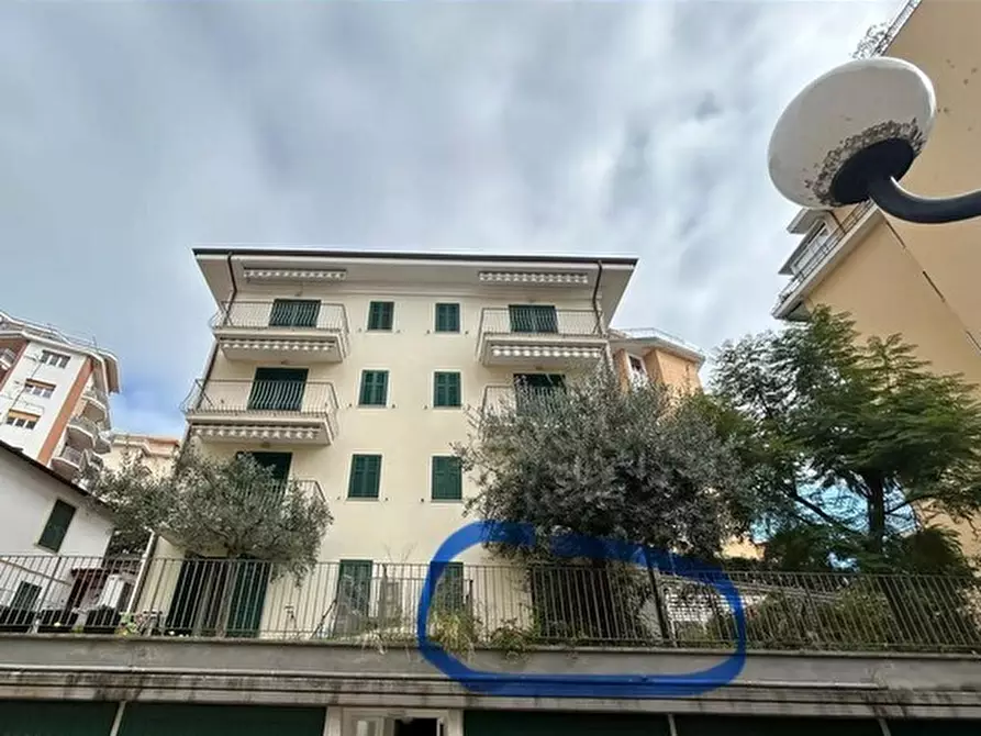 Immagine 8 di Trilocale in vendita  in Via Lamarmora 50 a San Remo