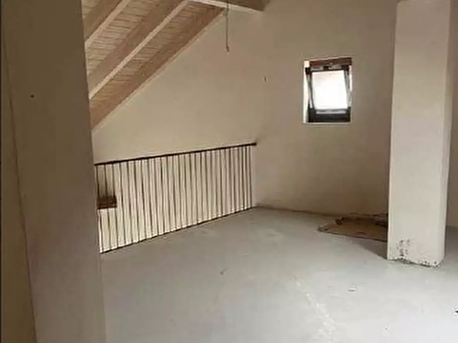 Immagine 7 di Pentalocale in vendita  in Strada dei comuni 2 a Caselette