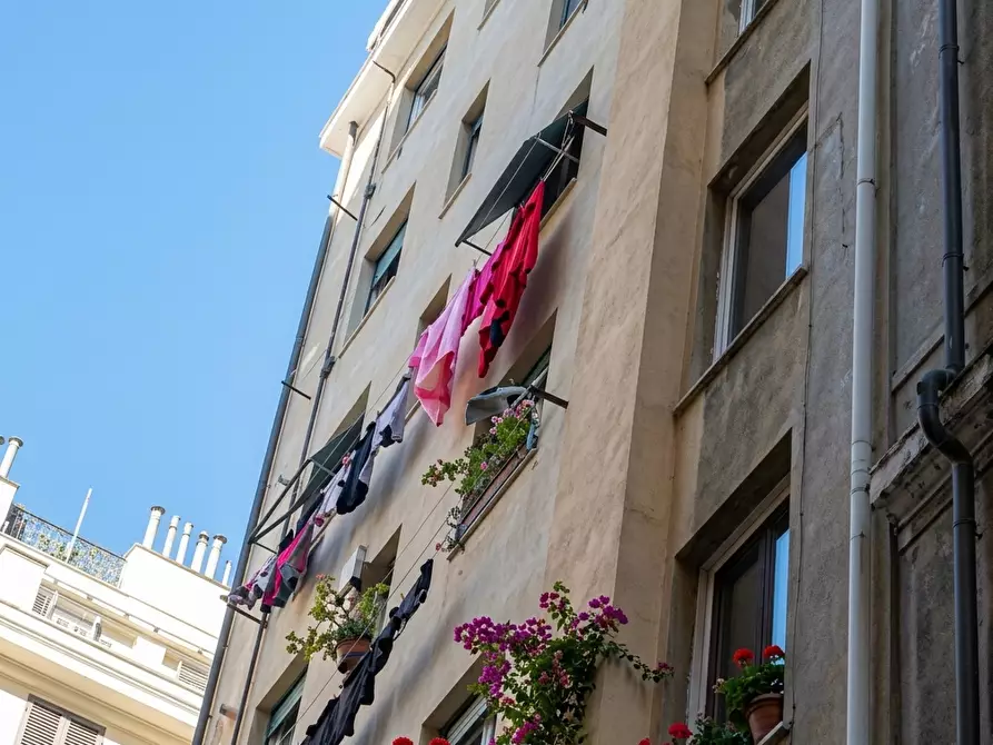 Immagine 1 di Bilocale in vendita  in Via dei Giustiniani 17/22 a Genova