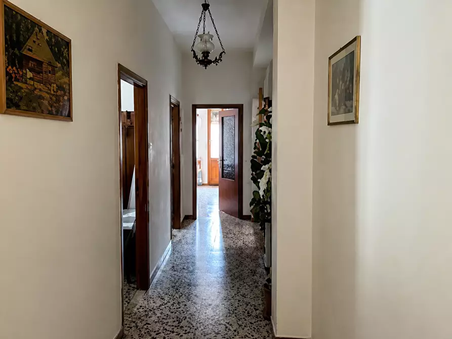 Immagine 3 di Pentalocale in vendita  in Via Oristano 69 a Sardara