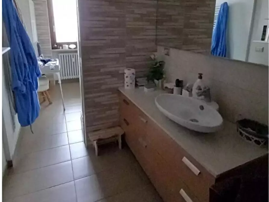 Immagine 5 di Pentalocale in vendita  in Via Camillo Cavour 23 a Alessandria