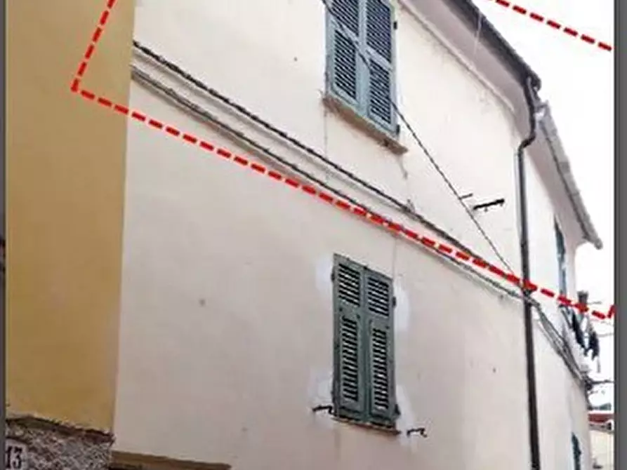 Immagine 1 di Pentalocale in vendita  in Via Giuseppe da Pozzo 115 a La Spezia