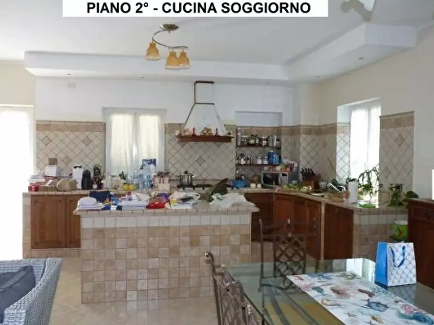 Immagine 4 di Villa in vendita  in Via Cassogna snc a Camporosso