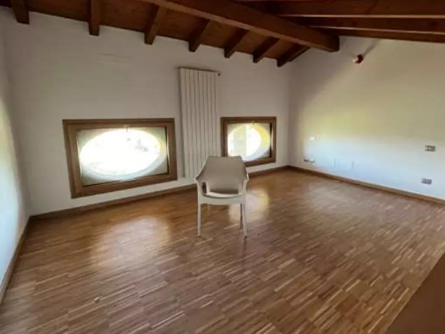 Immagine 7 di Casa indipendente in vendita  in Strada Provinciale 108 snc a Momperone