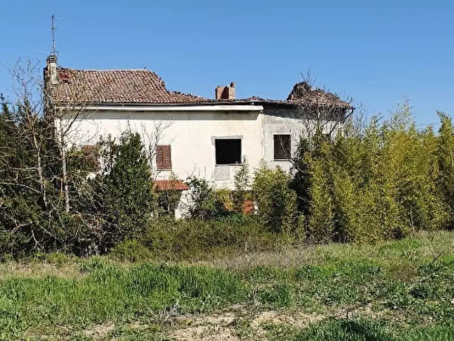 Immagine 1 di Villa in vendita  in Via Guazzora 20 a Sale