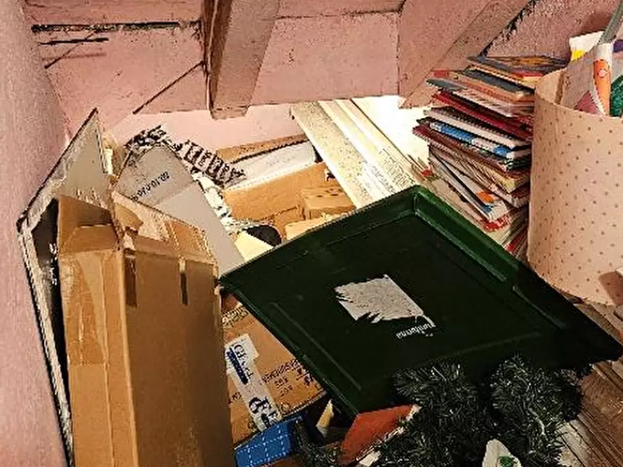 Immagine 4 di Magazzino in vendita  in Viale Carlo Canepa 10 a Genova