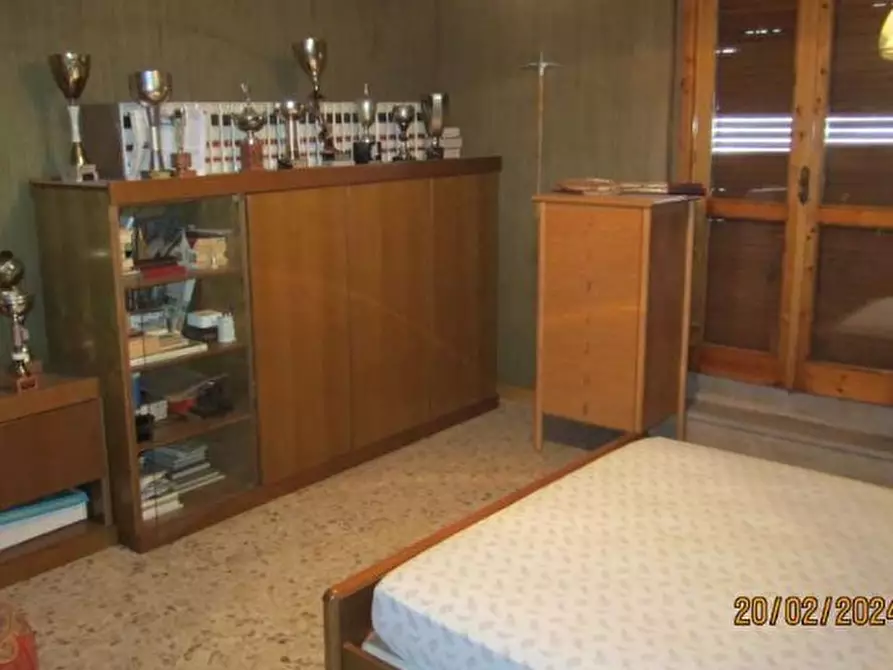 Immagine 5 di Pentalocale in vendita  in Via Fratelli Rosselli 26 a Sale