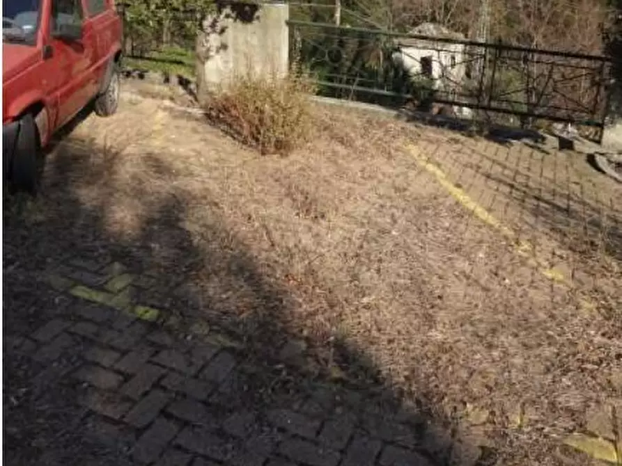 Immagine 6 di Garage in vendita  in Salita Murta snc a Genova