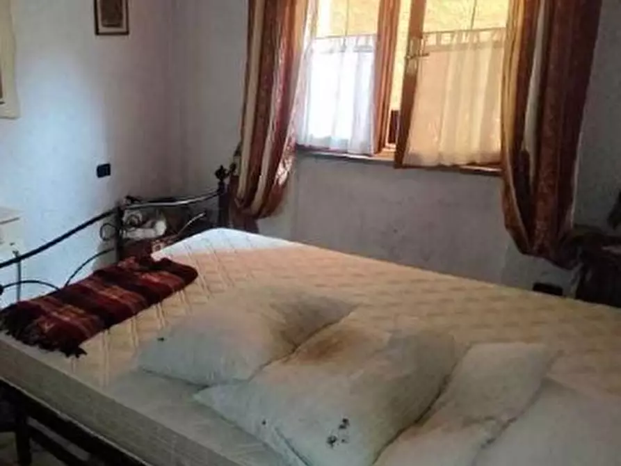 Immagine 6 di Quadrilocale in vendita  in Località Roncolongo 1 a Santo Stefano D'aveto