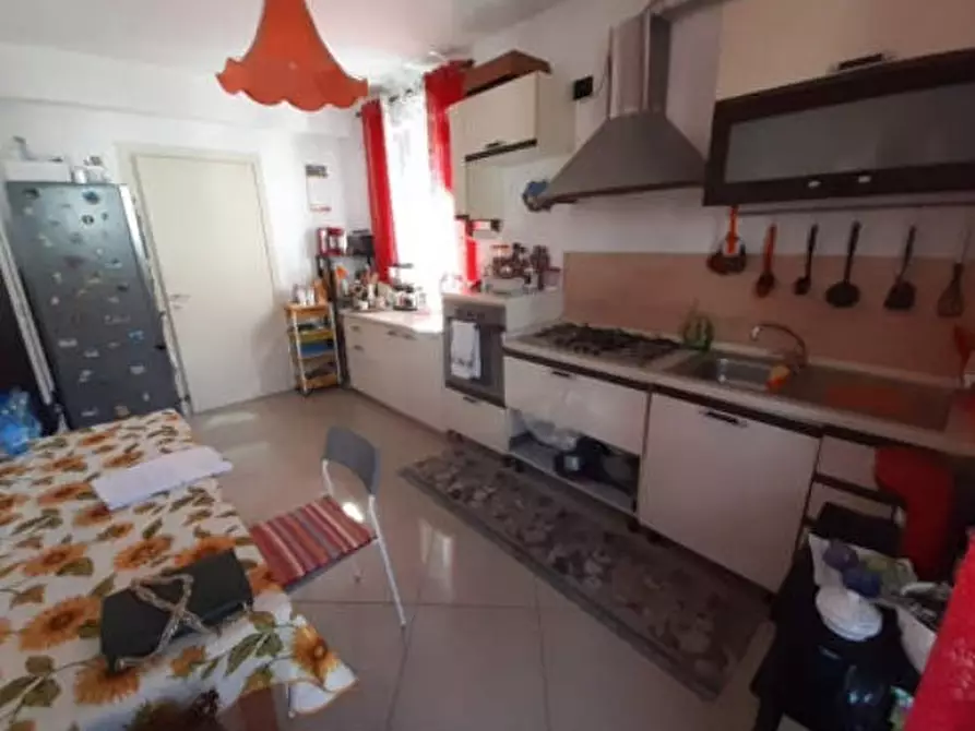 Immagine 8 di Trilocale in vendita  in Via Roma 78 a Nizza Monferrato