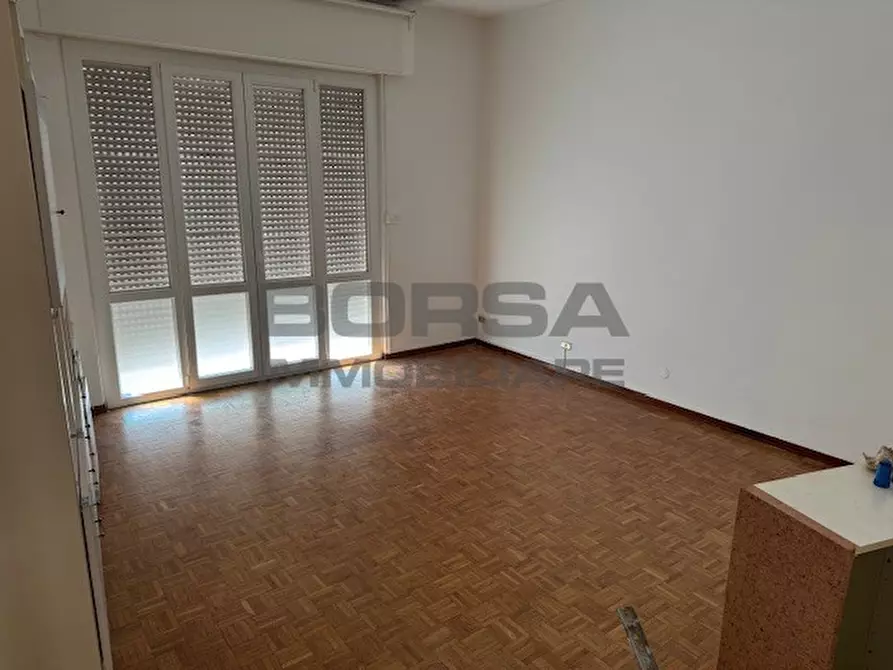 Immagine 7 di Appartamento in vendita  in Via dei Cavalieri a Livorno