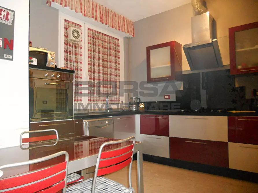 Immagine 14 di Appartamento in vendita  in Via Toti a Livorno