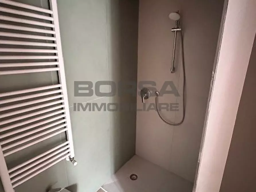 Immagine 7 di Appartamento in vendita  in Via delle Sorgenti 402 a Livorno