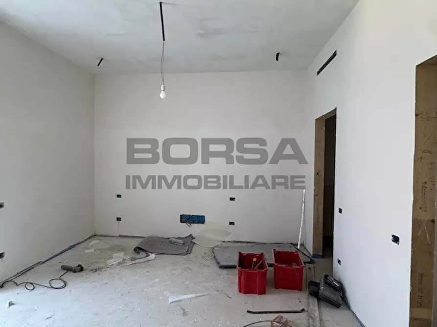 Immagine 9 di Appartamento in vendita  in Via Ombrosa 8 a Livorno
