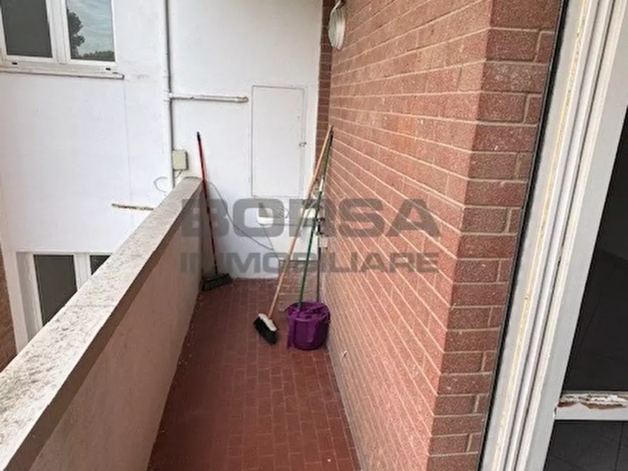 Immagine 9 di Bilocale in vendita  in Via del Riposo 1 a Livorno