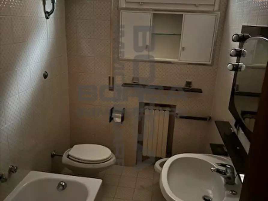 Immagine 9 di Appartamento in vendita  in Via della Gorgona a Livorno