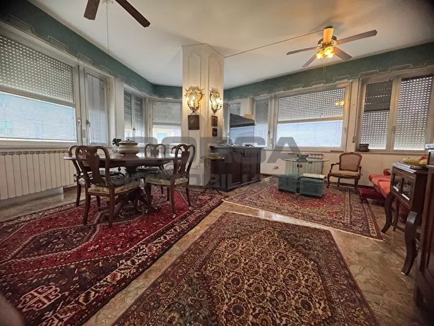 Immagine 22 di Appartamento in vendita  in Piazza Attias 48 a Livorno