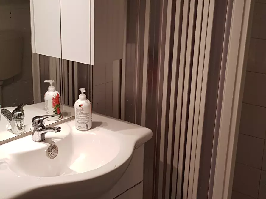 Immagine 9 di Trilocale in vendita  a Ragusa