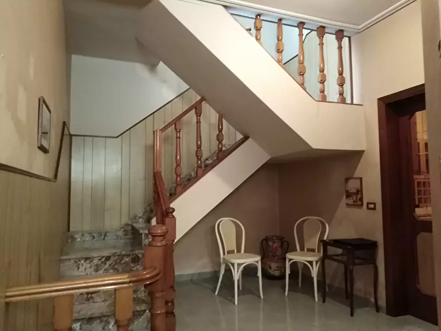 Immagine 4 di Casa indipendente in vendita  a Ragusa