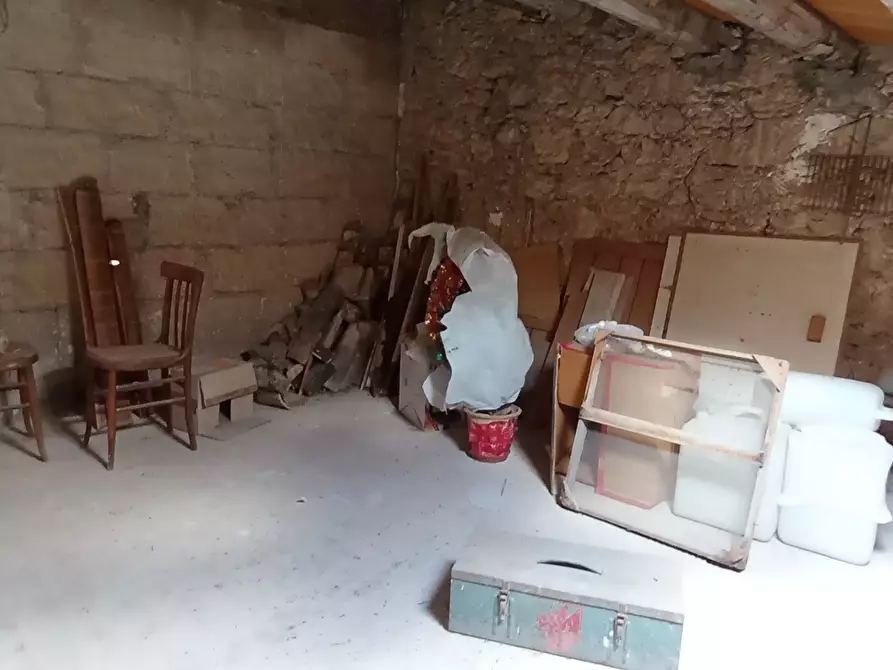 Immagine 10 di Casa indipendente in vendita  a Ragusa