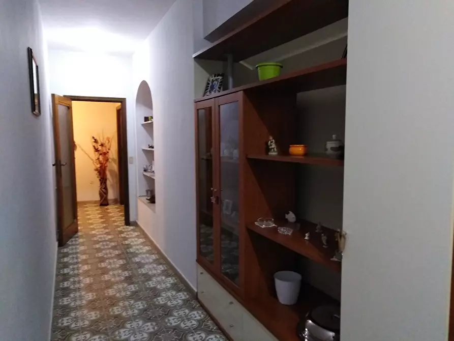 Immagine 8 di Pentalocale in vendita  a Ragusa