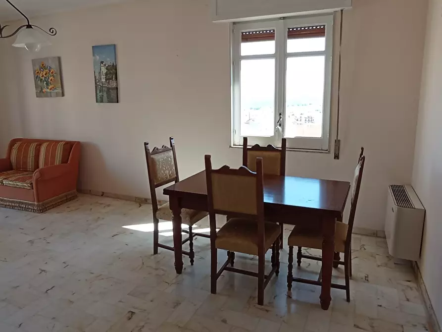 Immagine 2 di Pentalocale in vendita  a Ragusa