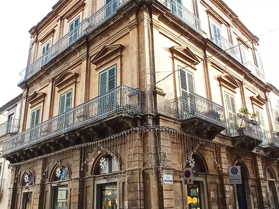 Immagine 37 di Casa indipendente in vendita  a Ragusa