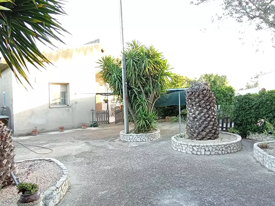 Immagine 17 di Casa indipendente in affitto  a Chiaramonte Gulfi