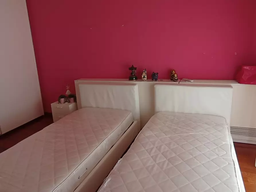 Immagine 16 di Pentalocale in vendita  a Ragusa