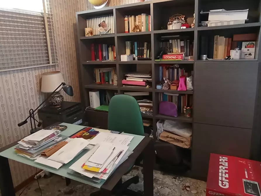 Immagine 15 di Pentalocale in vendita  a Ragusa