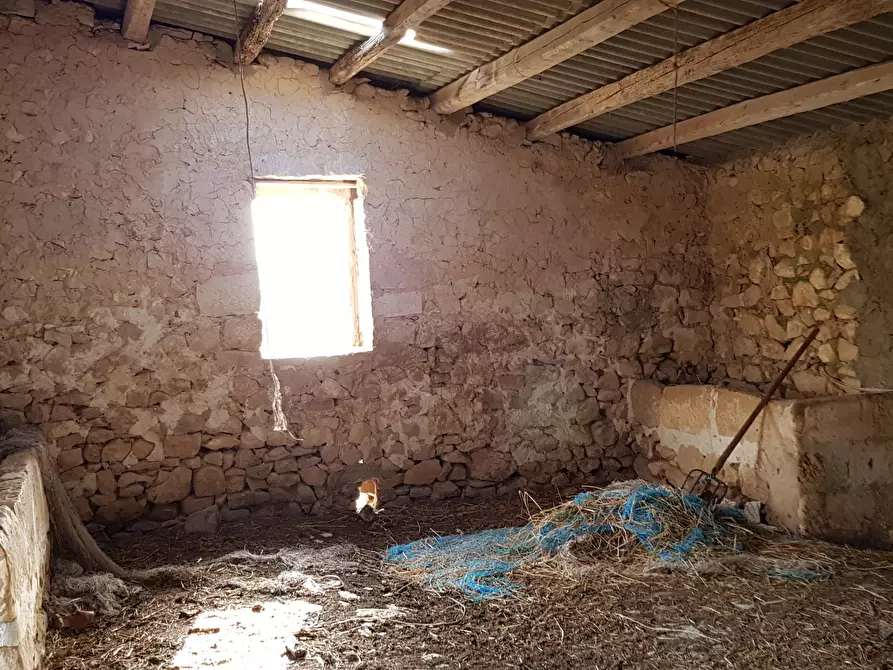 Immagine 9 di Rustico / casale in vendita  a Ragusa
