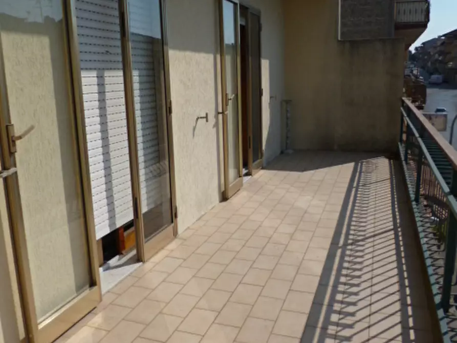 Immagine 2 di Pentalocale in affitto  a Ragusa