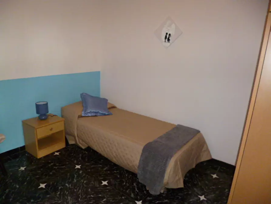 Immagine 6 di Quadrilocale in affitto  a Ragusa