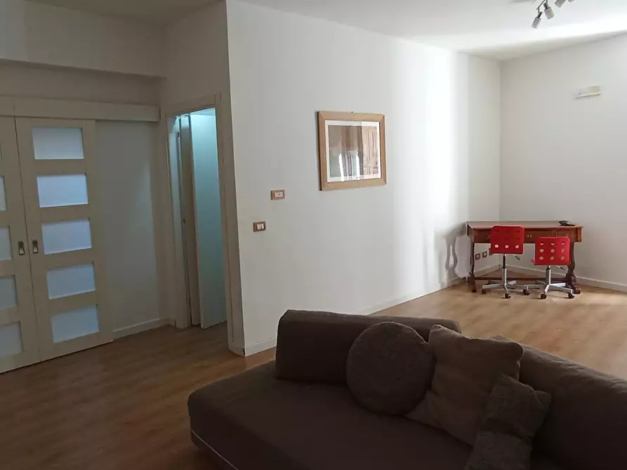 Immagine 4 di Casa indipendente in vendita  a Chiaramonte Gulfi