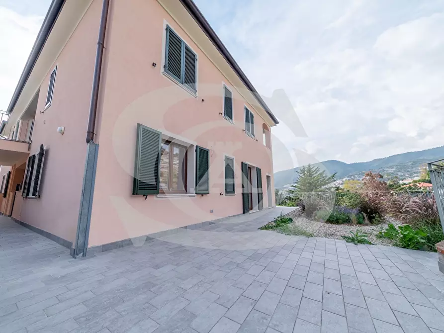 Immagine 25 di Quadrilocale in vendita  in Via degli Anemoni s.n.c. a Ospedaletti