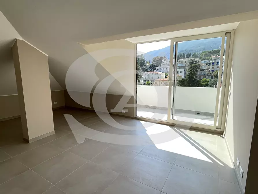 Immagine 2 di Bilocale in vendita  in Via della Noria 20 a Ospedaletti