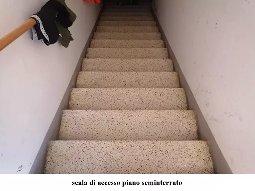 Immagine 10 di Casa bifamiliare in vendita  a Cesena