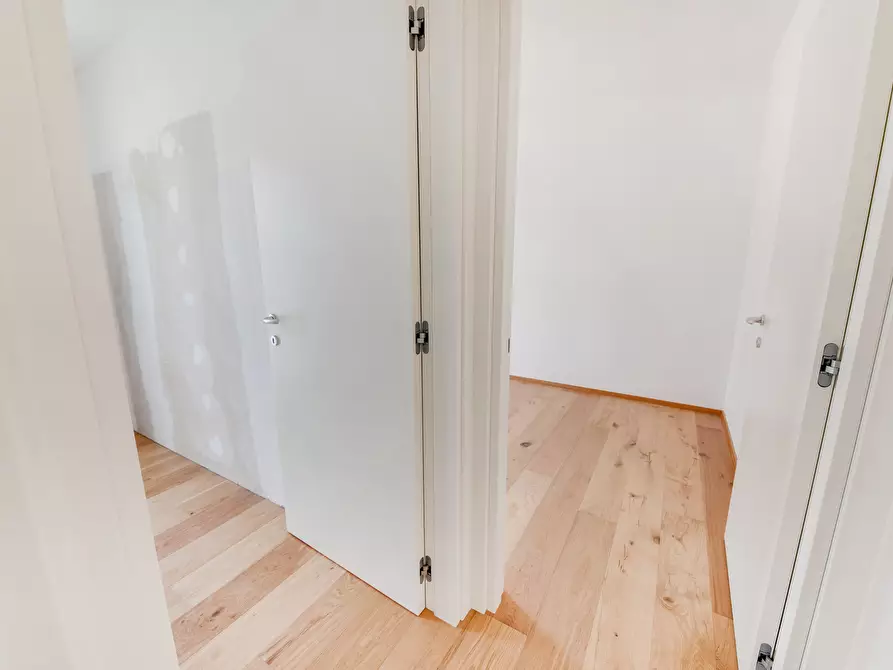 Immagine 34 di Quadrilocale in vendita  in Via L. C. Farini 291 a Cesena