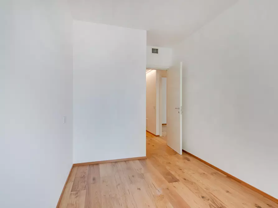 Immagine 15 di Quadrilocale in vendita  in Via L. C. Farini 291 a Cesena