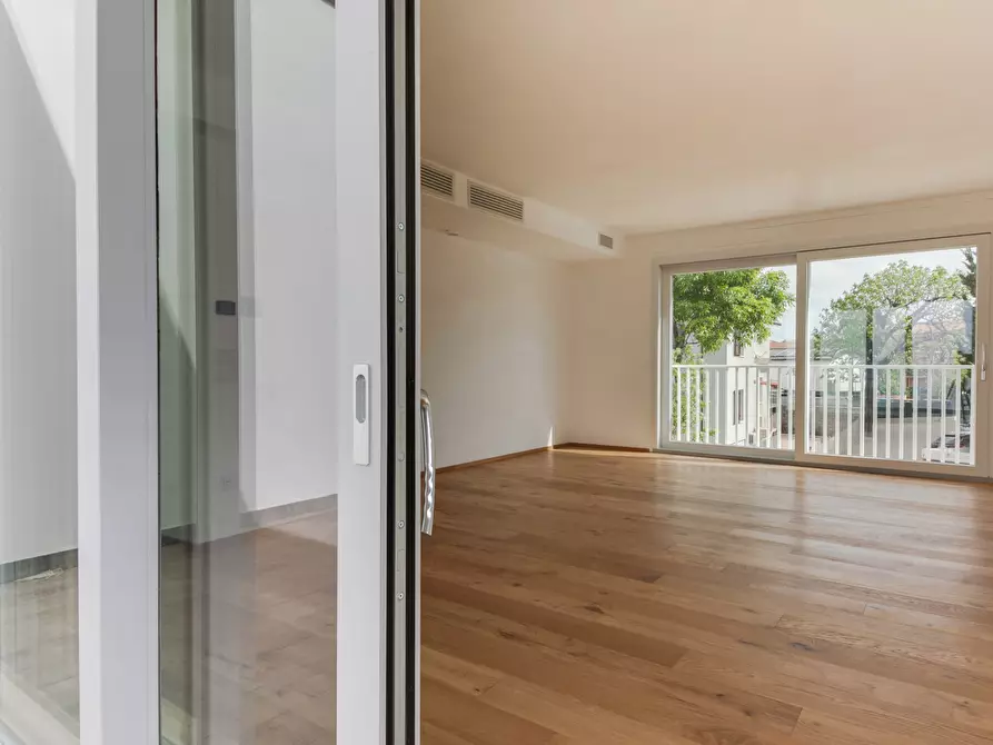 Immagine 17 di Quadrilocale in vendita  in Via L. C. Farini 291 a Cesena