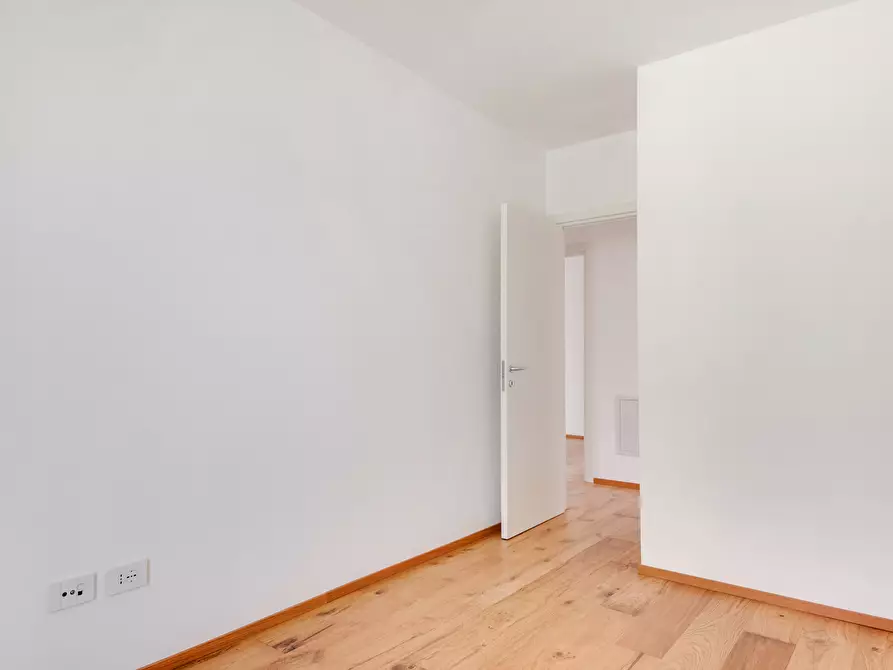 Immagine 37 di Quadrilocale in vendita  in Via L. C. Farini 291 a Cesena