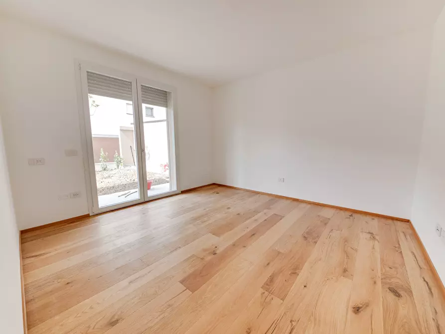 Immagine 26 di Quadrilocale in vendita  in Via L. C. Farini 291 a Cesena