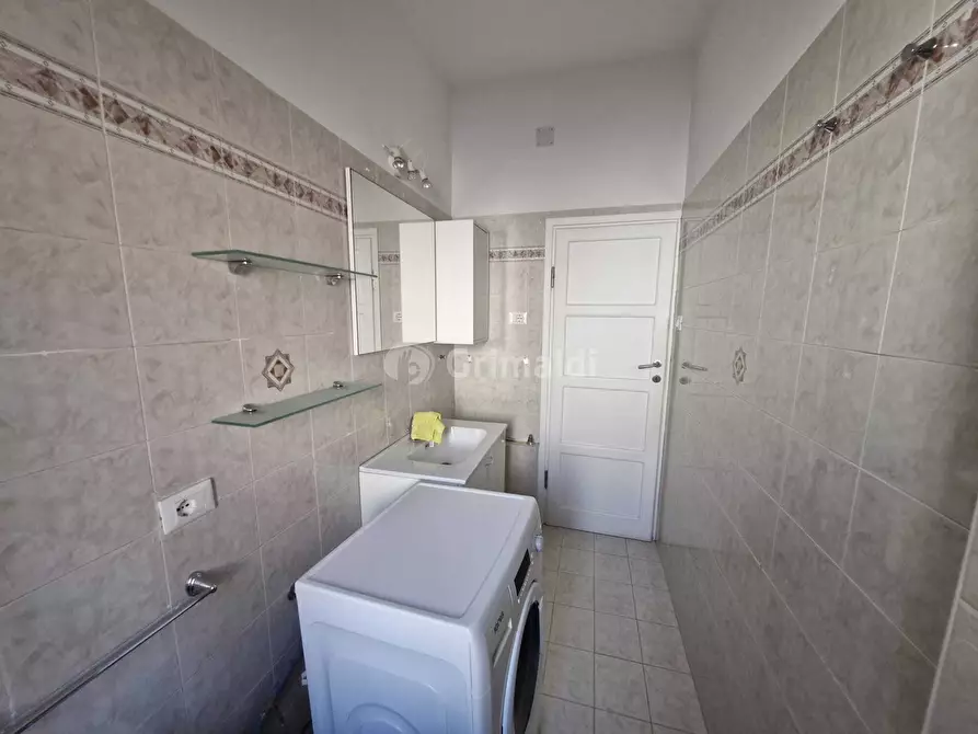 Immagine 13 di Trilocale in affitto  in Via Cristoforo Colombo 12 a Anzio